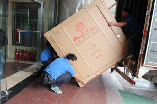 桑珠孜钢琴贵重工艺品无忧运